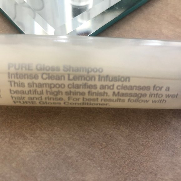20x USA NEW Pure By Gloss Luxurious Shampoo Travel Size 28ml Lemon Infused Scent - Picture 3 of 4